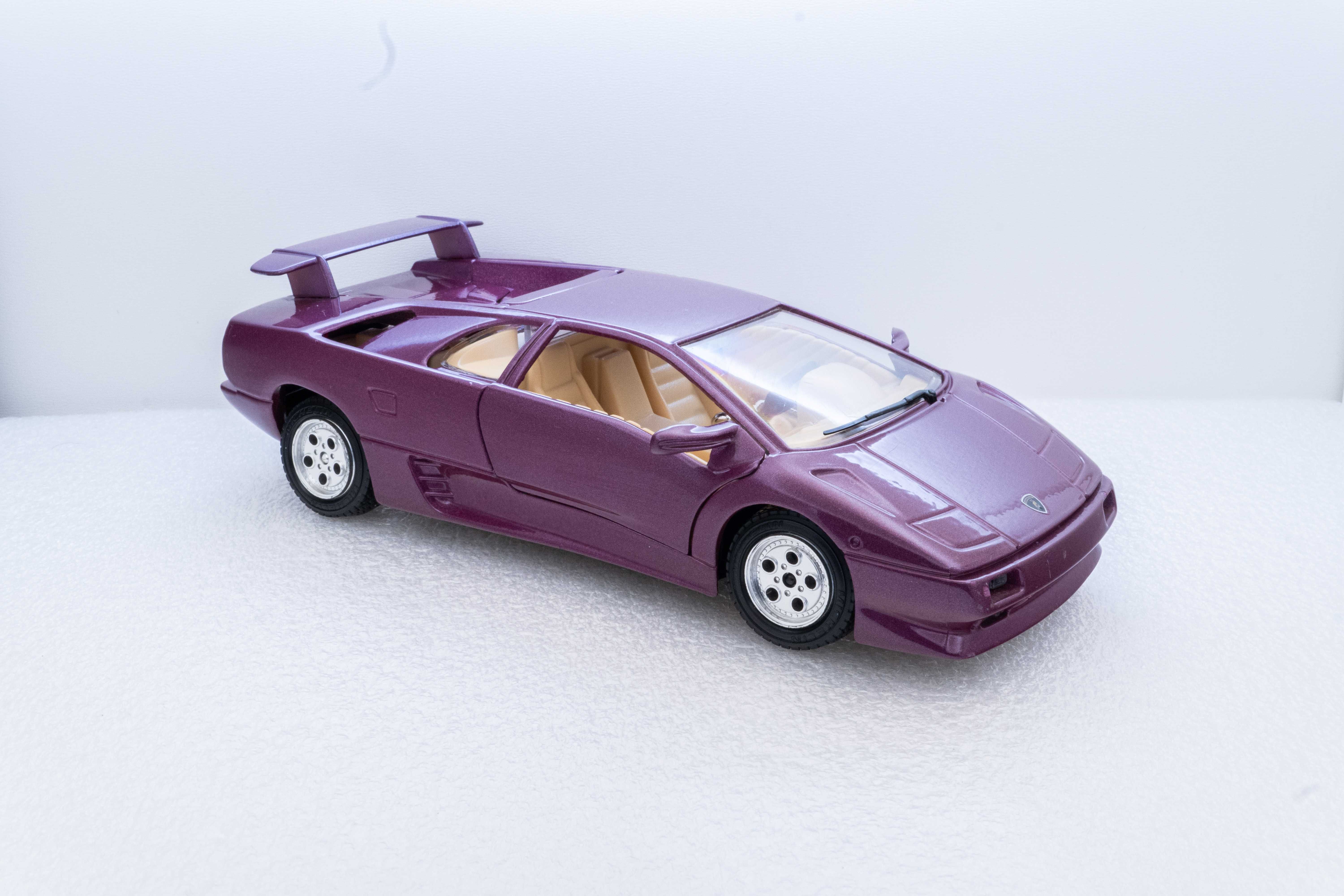 Model Lamborghini Diablo 1990