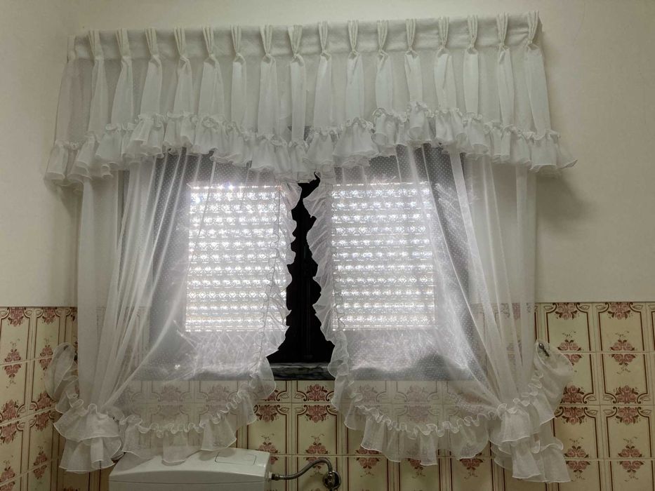 Vendo cortinado + acessórios