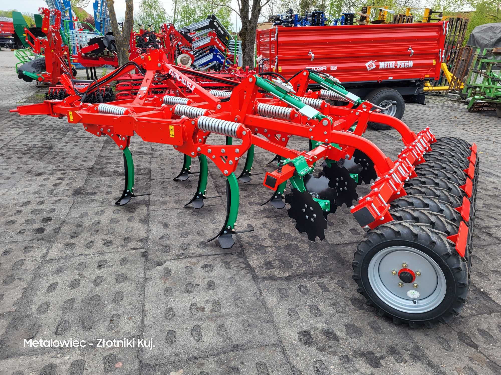 OD RĘKI!! Agregat bezorkowy RUNO Agro-Masz oponowy półzawieszany