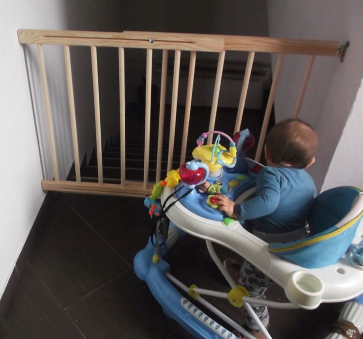 Barierka Bramka Zabezpieczająca Schody Ochronna Dla Dzieci 72-122 cm