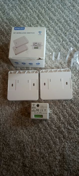 Bezprzewodowy przełącznik świateł RF marki Apkezel