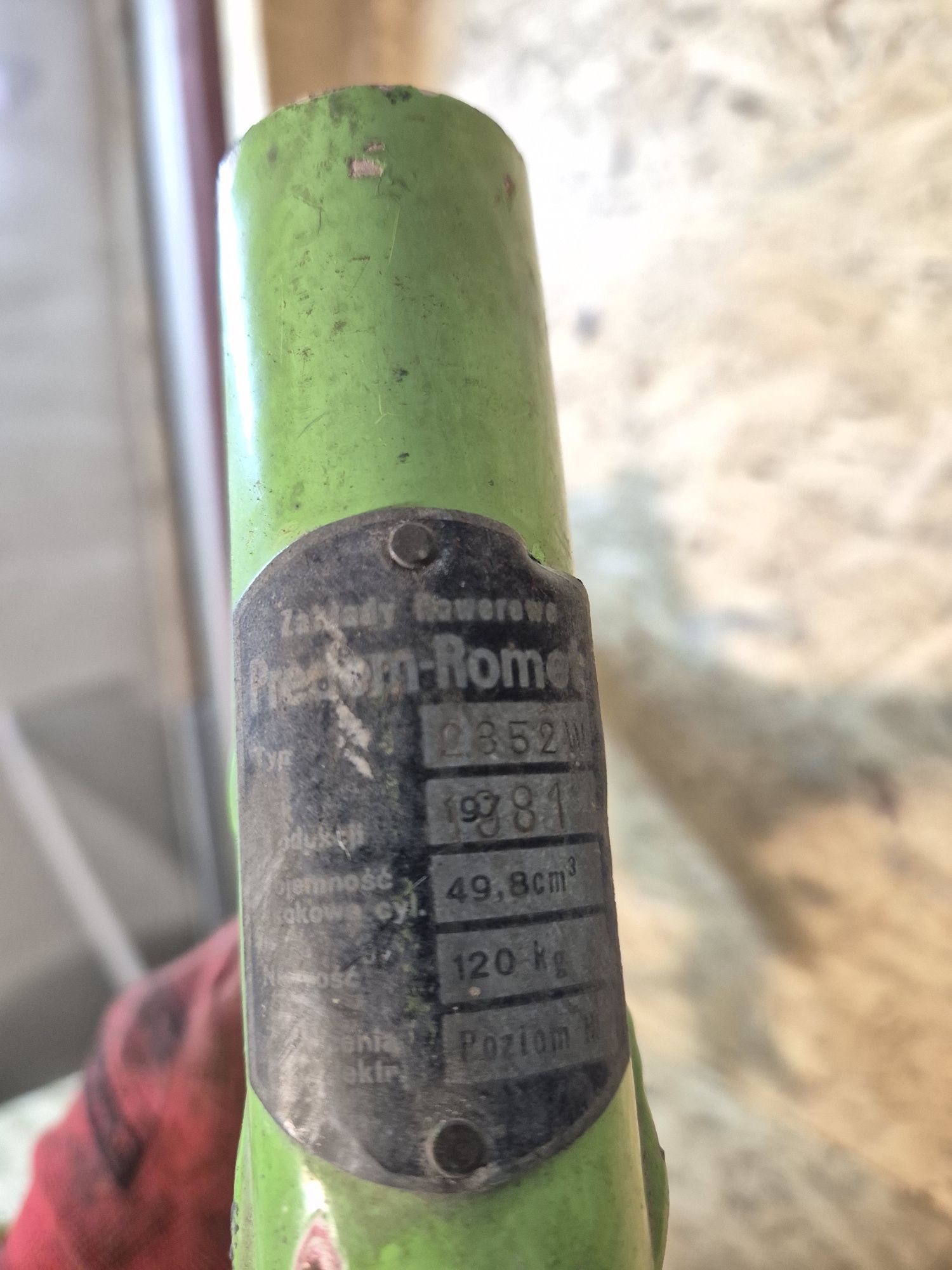 Rama romet komar 2352w rok 1981