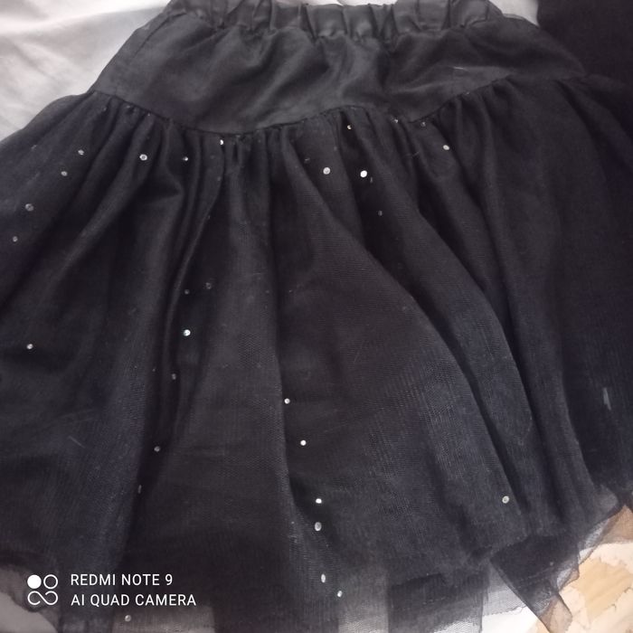 Śliczna czarna tiulowa spódniczka 5.10.15 rozm 122/128