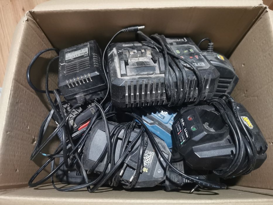 Karton box mix elektroniki 9