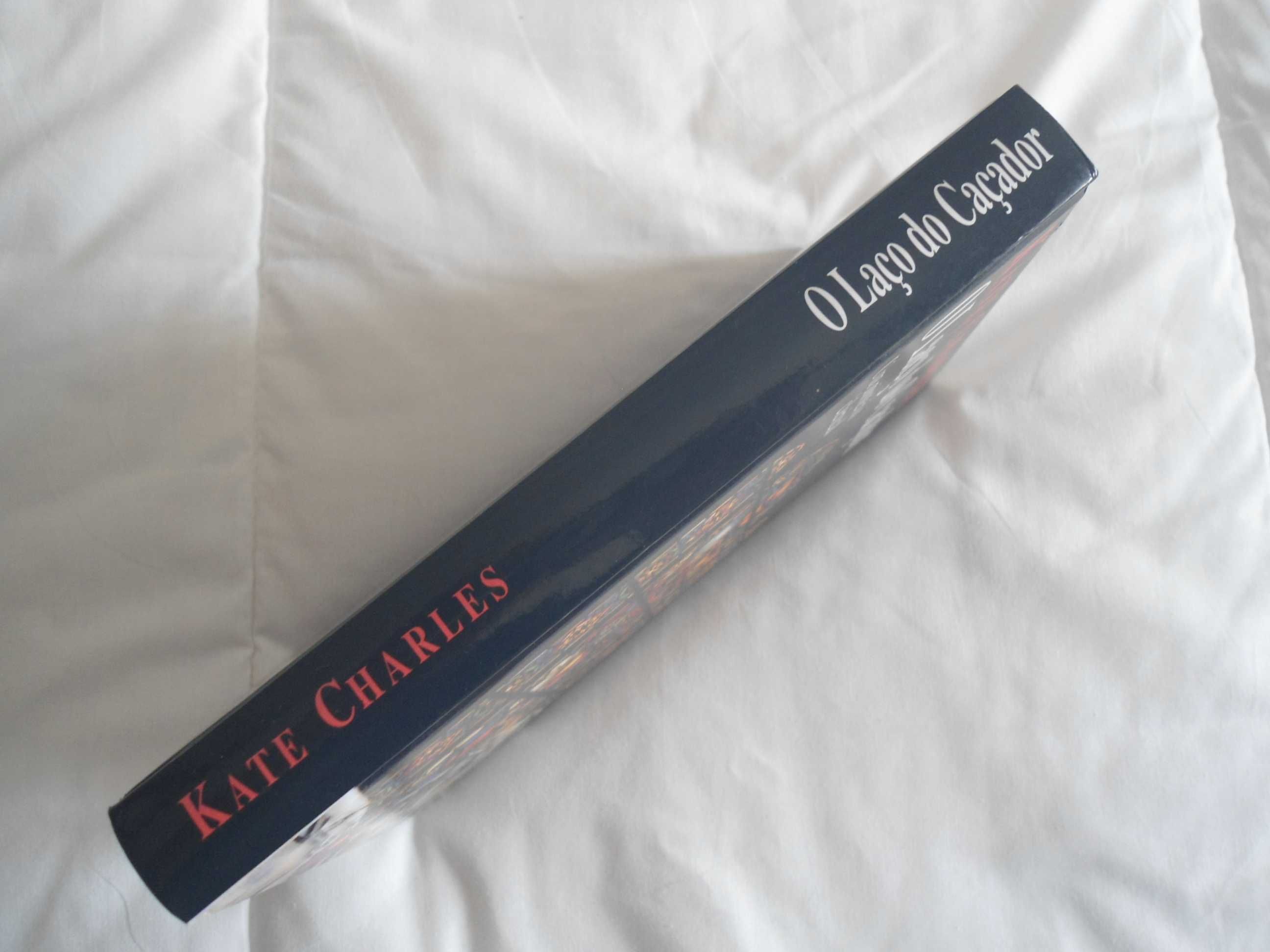 O Laço do Caçador por Kate Charles