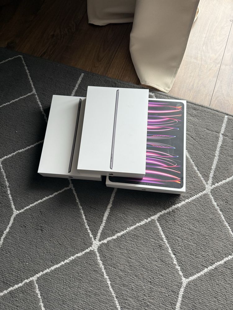Pudelka po iPad Pro i 9th