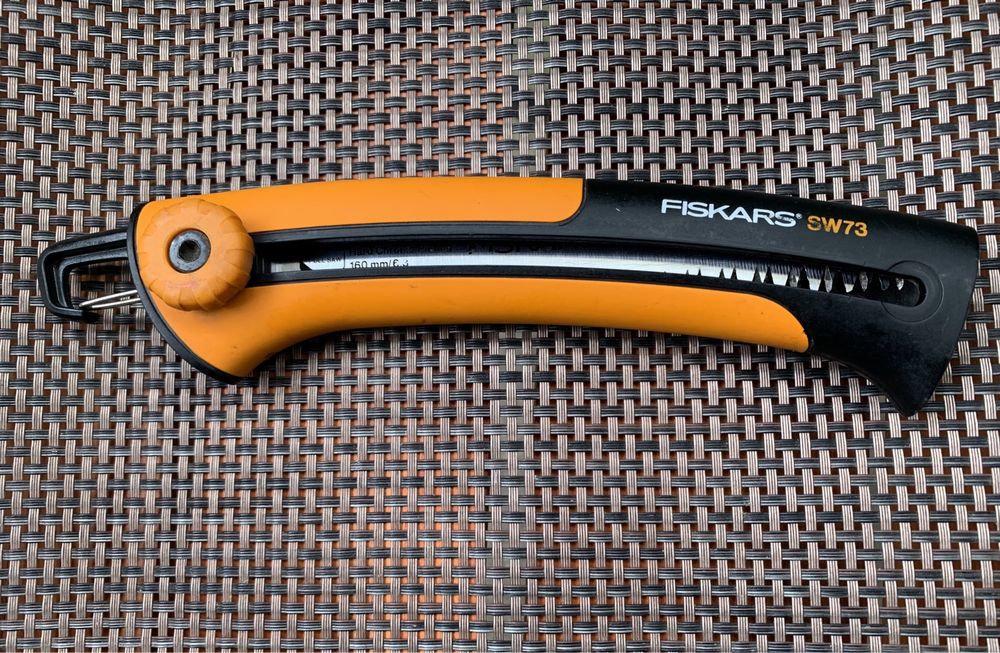 Пилка, пила ножівка садова сладна Fiskars SW73