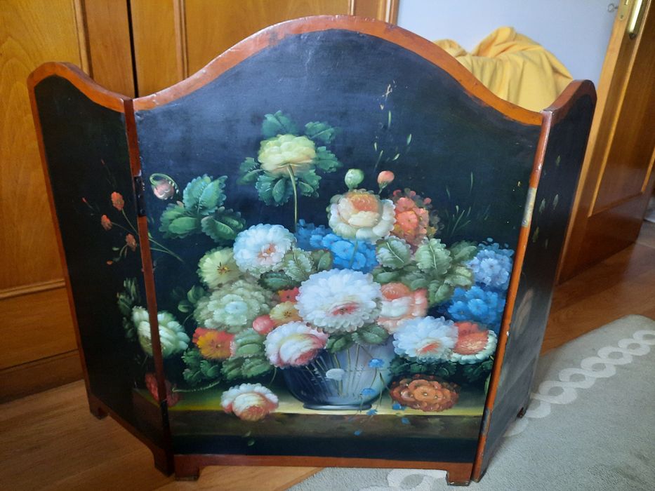 Frente de lareira em madeira pintada à mão