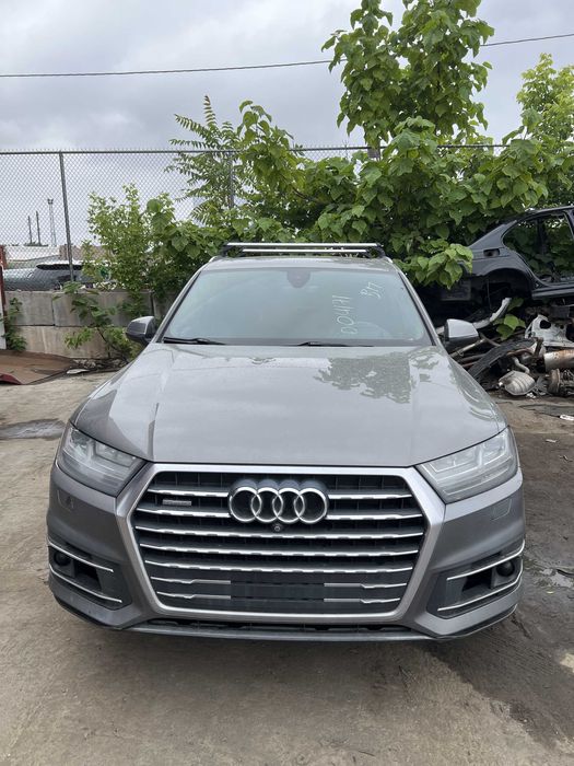 Разборка Шрот Audi Q7 4M Ауди ку7 4М USA 2014-2019 ()