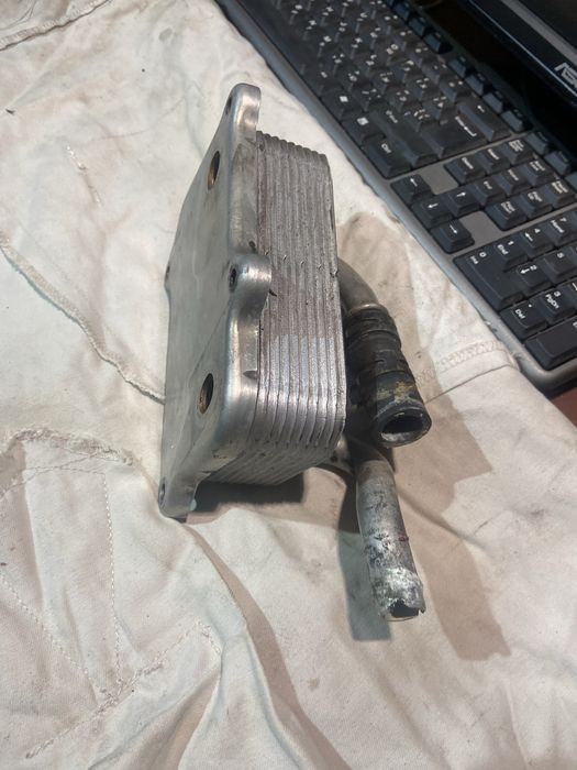 Масляний радіатор від Мерседес W211