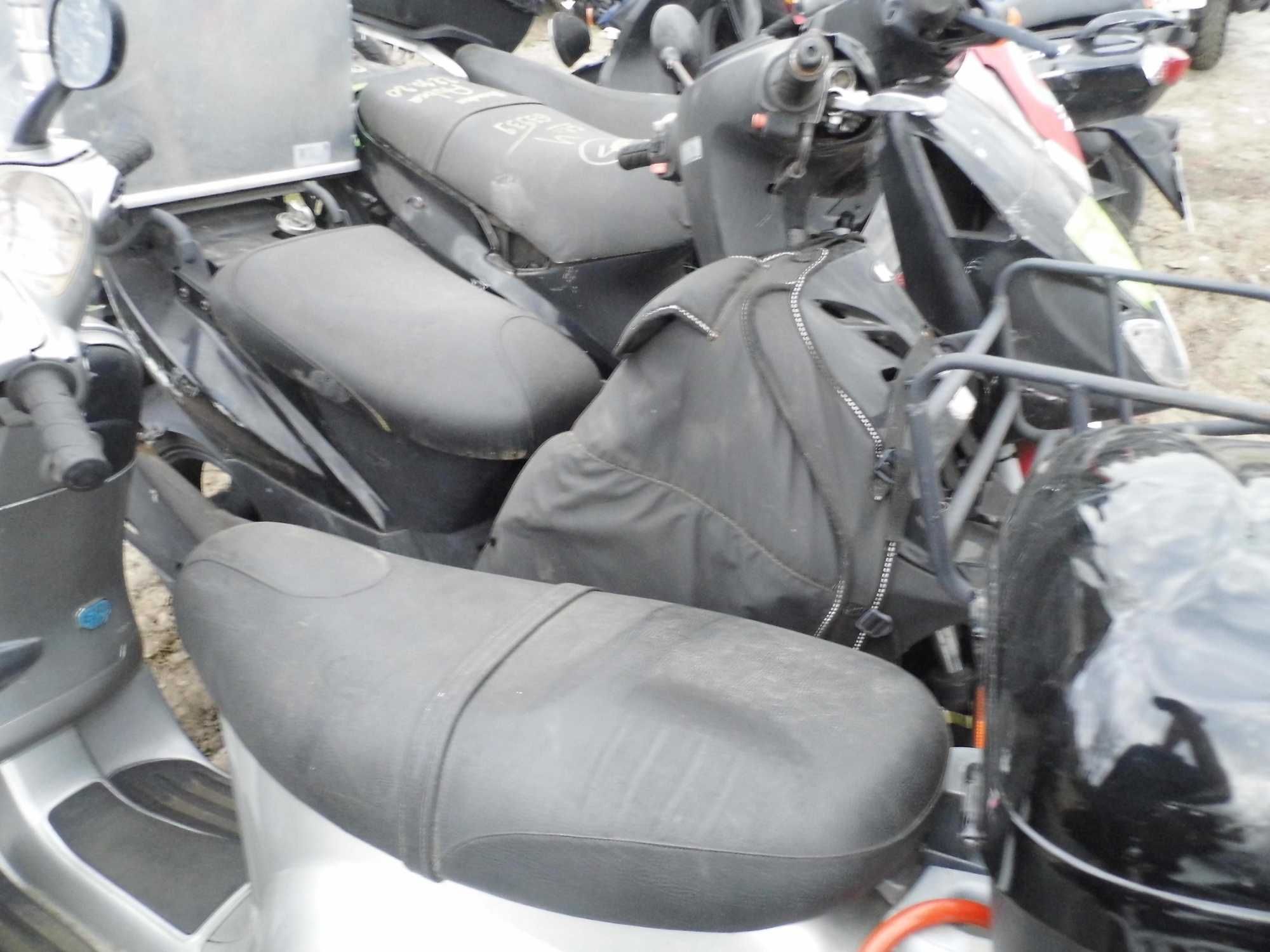 KYMCO AGILITY CARRY 50 4T  silnik czesci lagi bagaznik lampa pokrywa