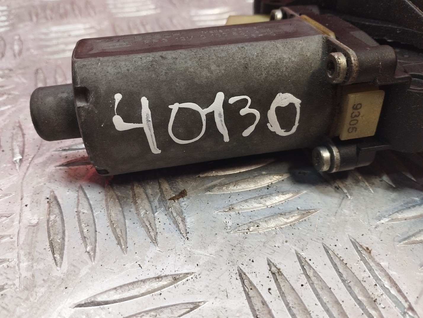 Стеклоподемник левий передний Вито 639 склопідйомник Vito W639 Вито