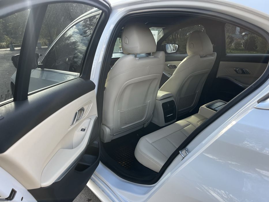 Продаж BMW 330XI 2022 за ГОТІВКУ, або в ЛІЗИНГ | КРЕДИТ