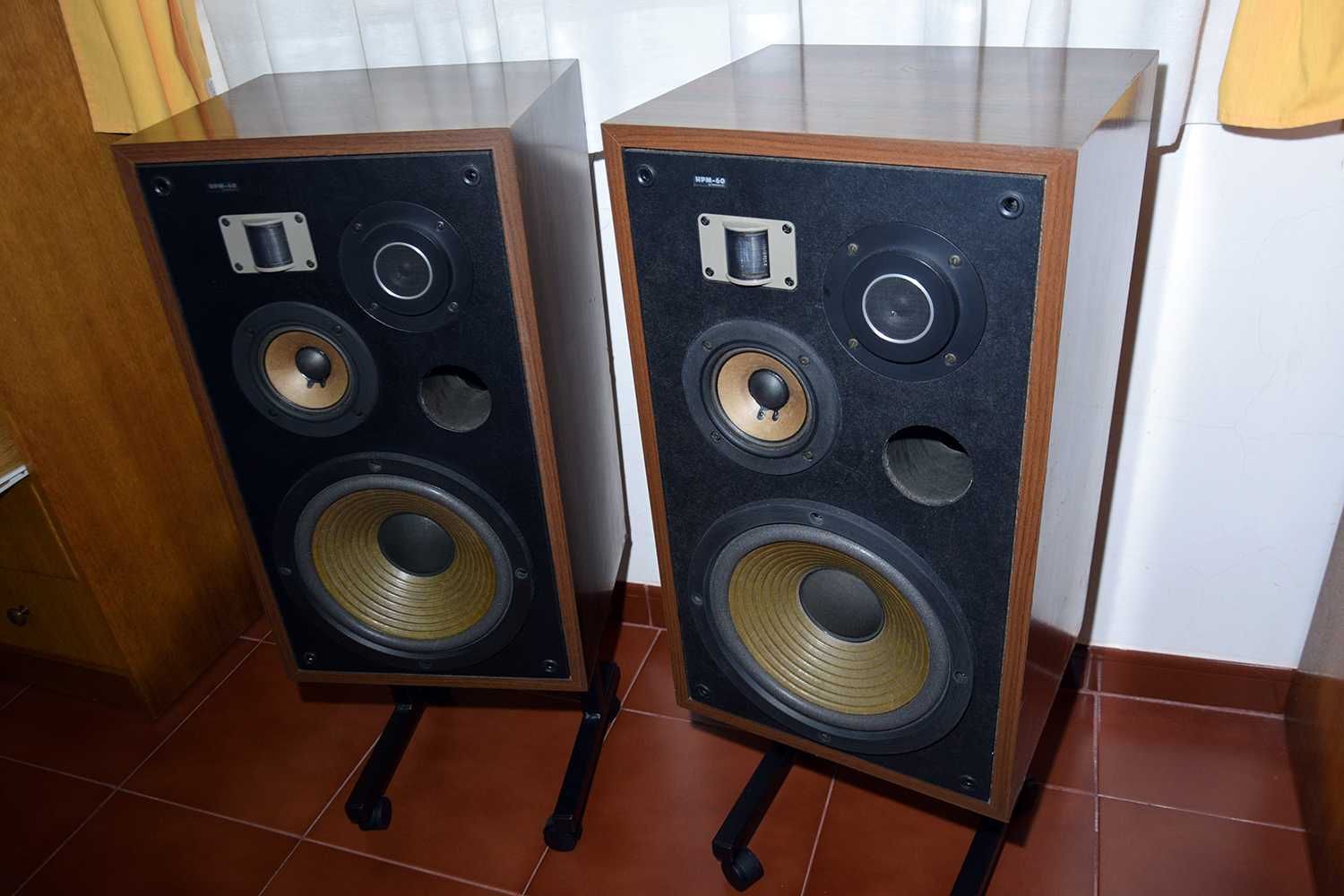 Colunas Pioneer HPM 60