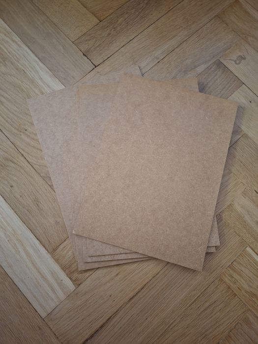 Płyta pilśniowa HDF 31.5 x 32 cm