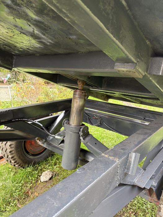 Przyczepa do traktora z kiprem