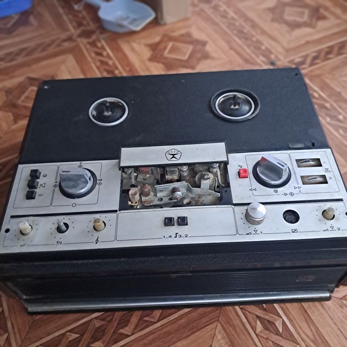 Маяк,програвач,,