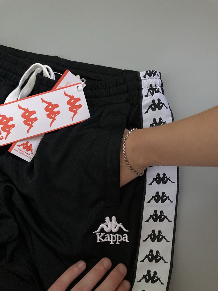 Мужские шорты Kappa на лампасах Шорти Карра Чоловічі капа шорти Каппа