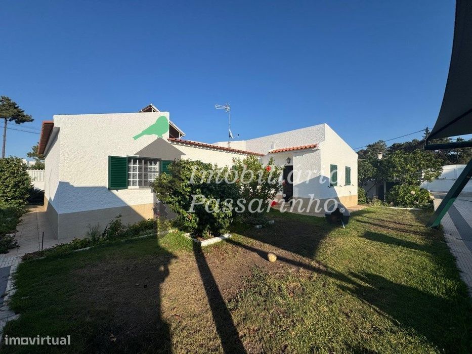 Moradia T3 isolada c/anexo - Aroeira