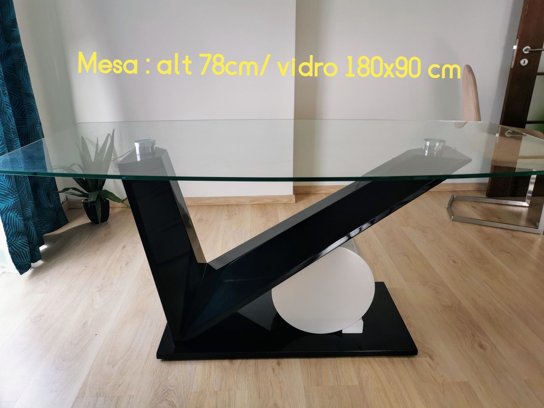 Conjunto sala branco + mesa jantar