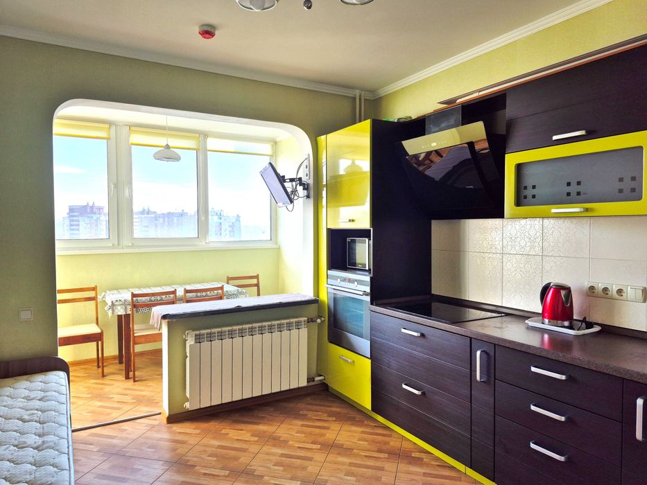 Сдам в оренду 1-кімнатну на Позняках вул Урлівська  34-А. Є генератор