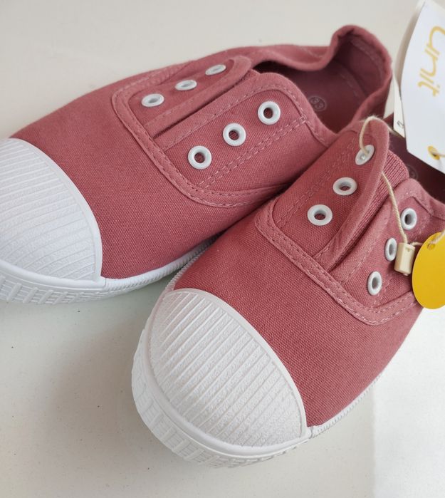 Sapatilhas Rosa Novas da Unit Shoes