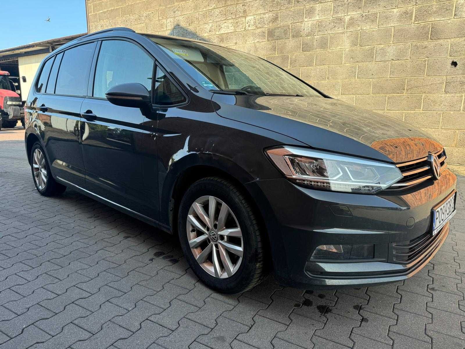 VW Touran 5 osób, hak