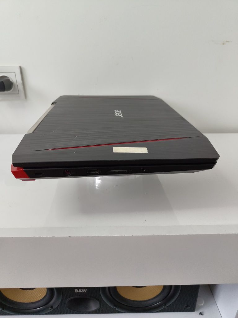Ігровий ноутбук 15 acer VX 5/GTX 1050 ti 4 ГБ/i5/8 Гб/SSD 256