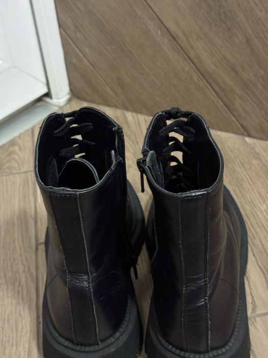 Шкіряні черевики