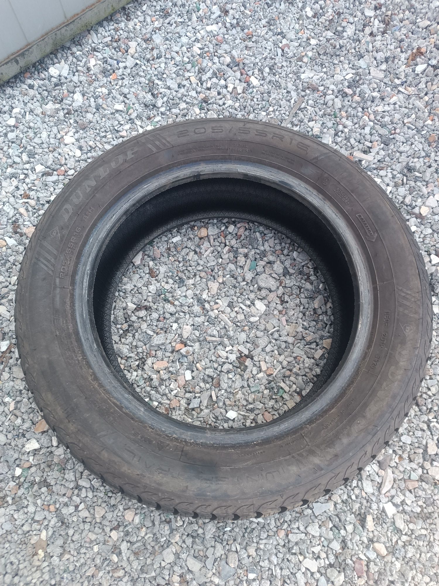 205/55R16 dwie opony zimowe Dunlop 2020r jak nowe