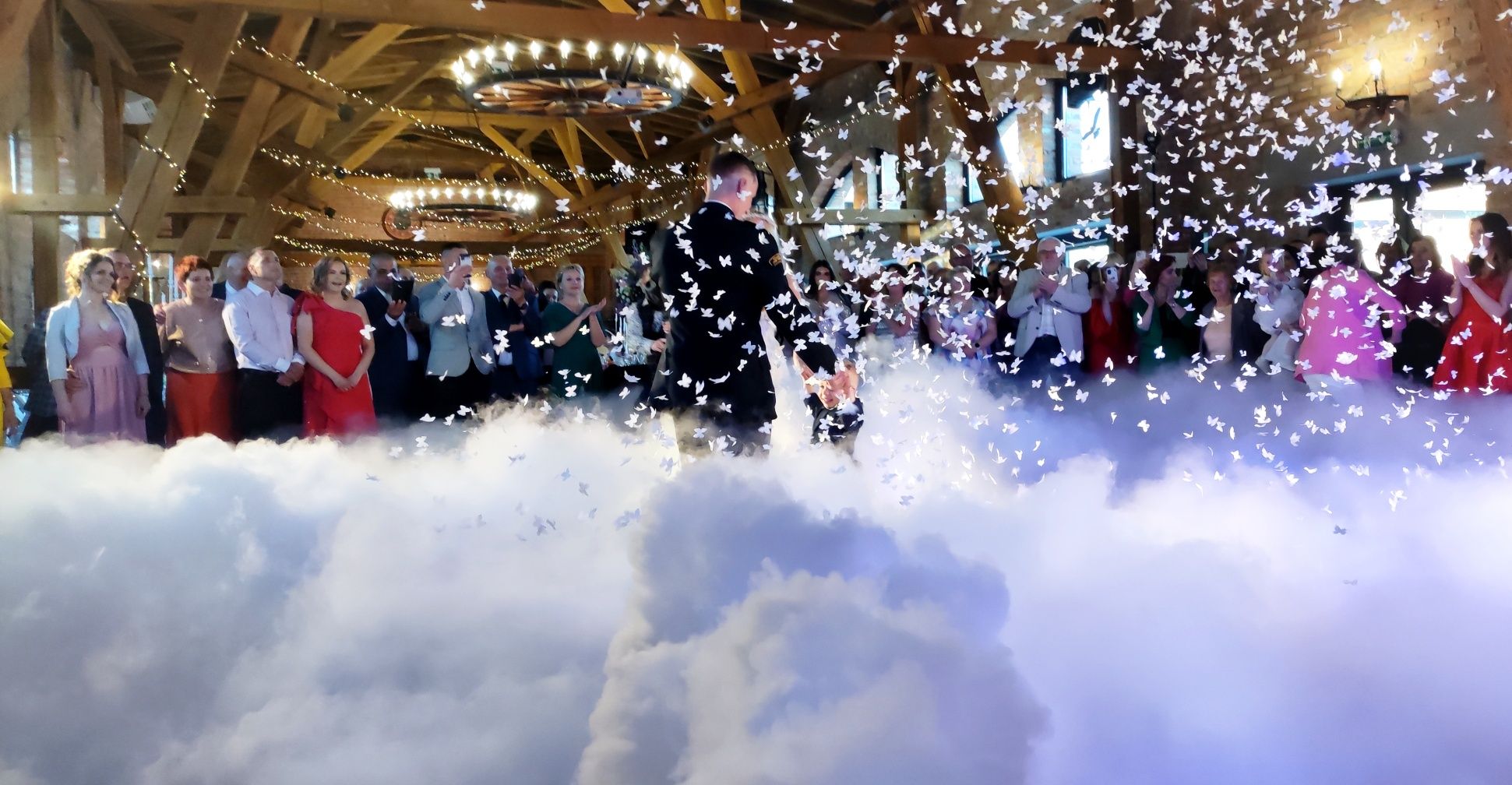 Ciężki dym, Fotobudka 360, wiatraki iskier, fotobox, atrakcje