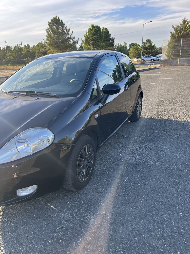 Fiat Grande Punto 5 lugares 1.3Multijet Gasoleo 2006 impecável