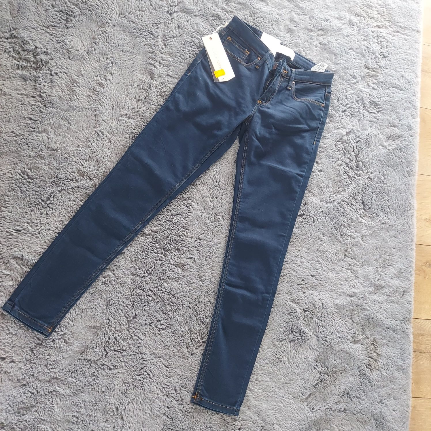 Nowe spodnie jeansy rurki cross w24 xs 34 alyss