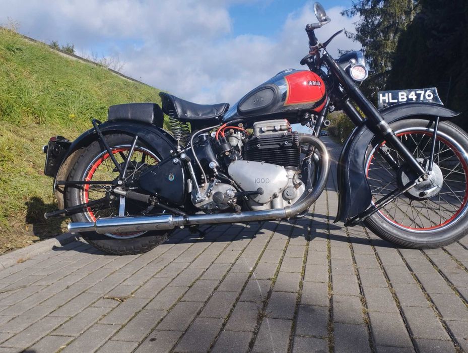 Ariel 1000 square four BSA Norton AJS Triumph Junak