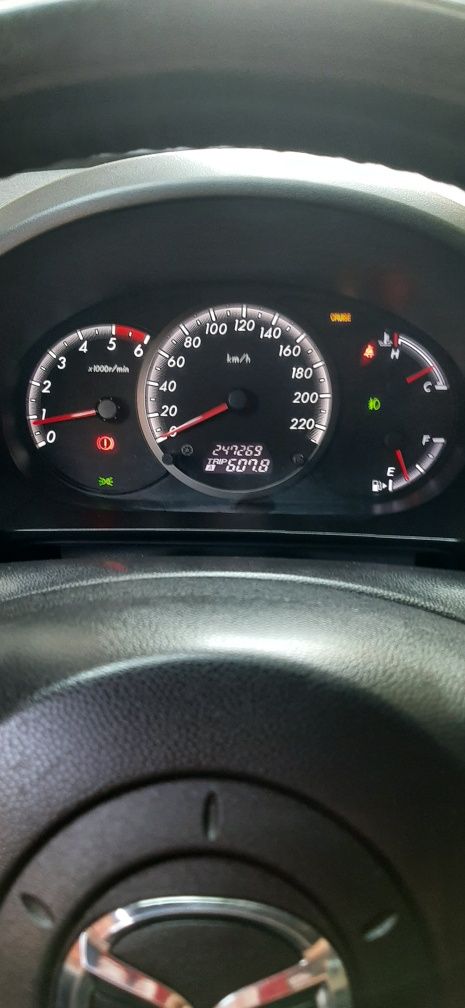 Mazda 5  2.0 C.D