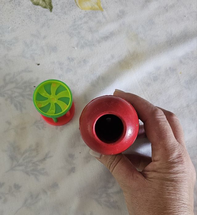 Porta snacks cão
Brinquedo.