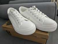 Buty Białe tenisówki