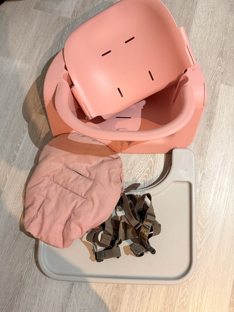 Stokke step krzesełko do karmienia caly zestaw