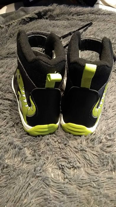 buty zimowe chłopięce 29 nowe czapka marhal