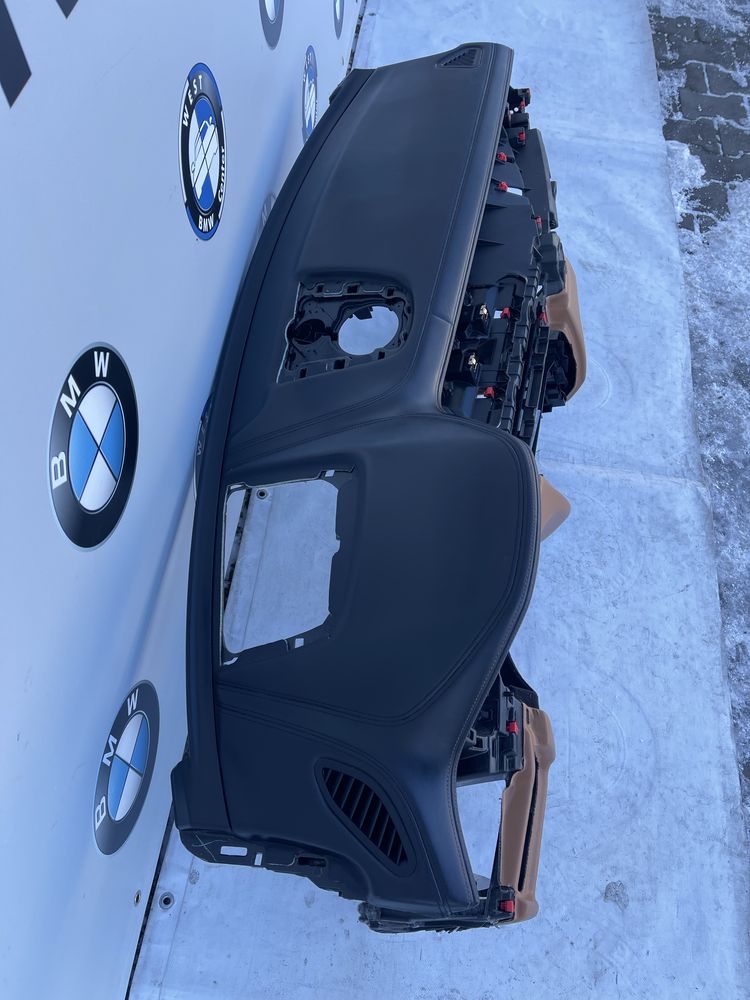 Панель салону консоль bmw x6 f16 торпеда х6 ф16