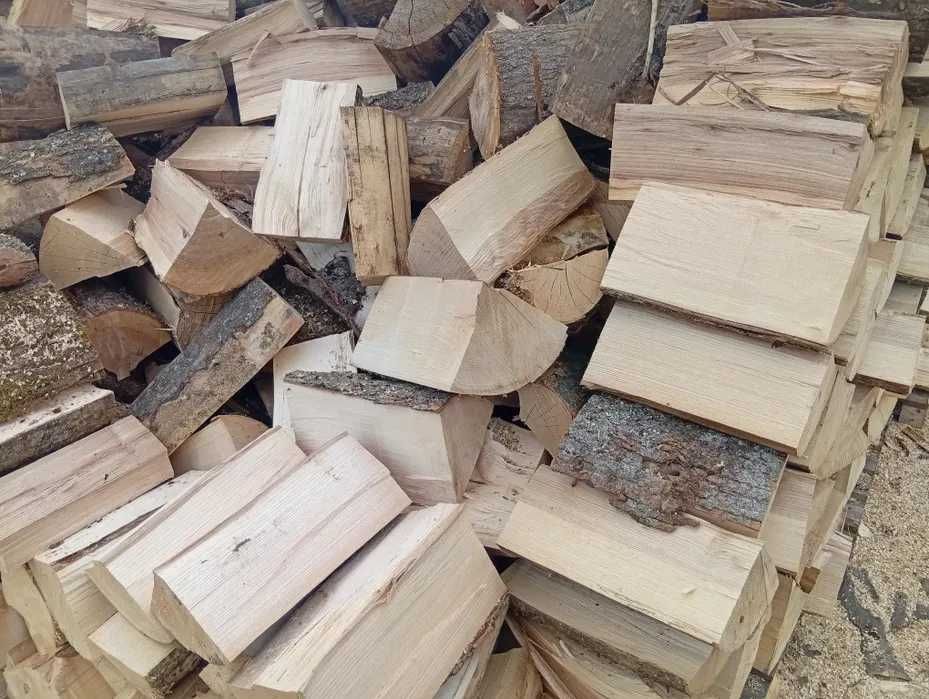 Sezonowane drewno kominkowe i opałowe