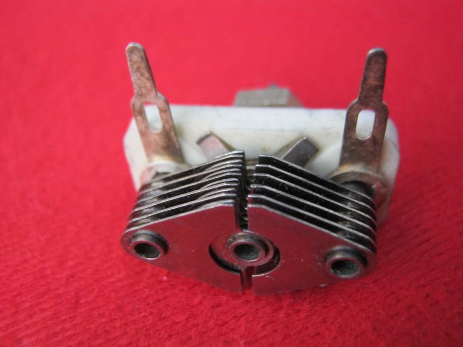 Конденсатор  диференційний   /  метелик  / кераміка