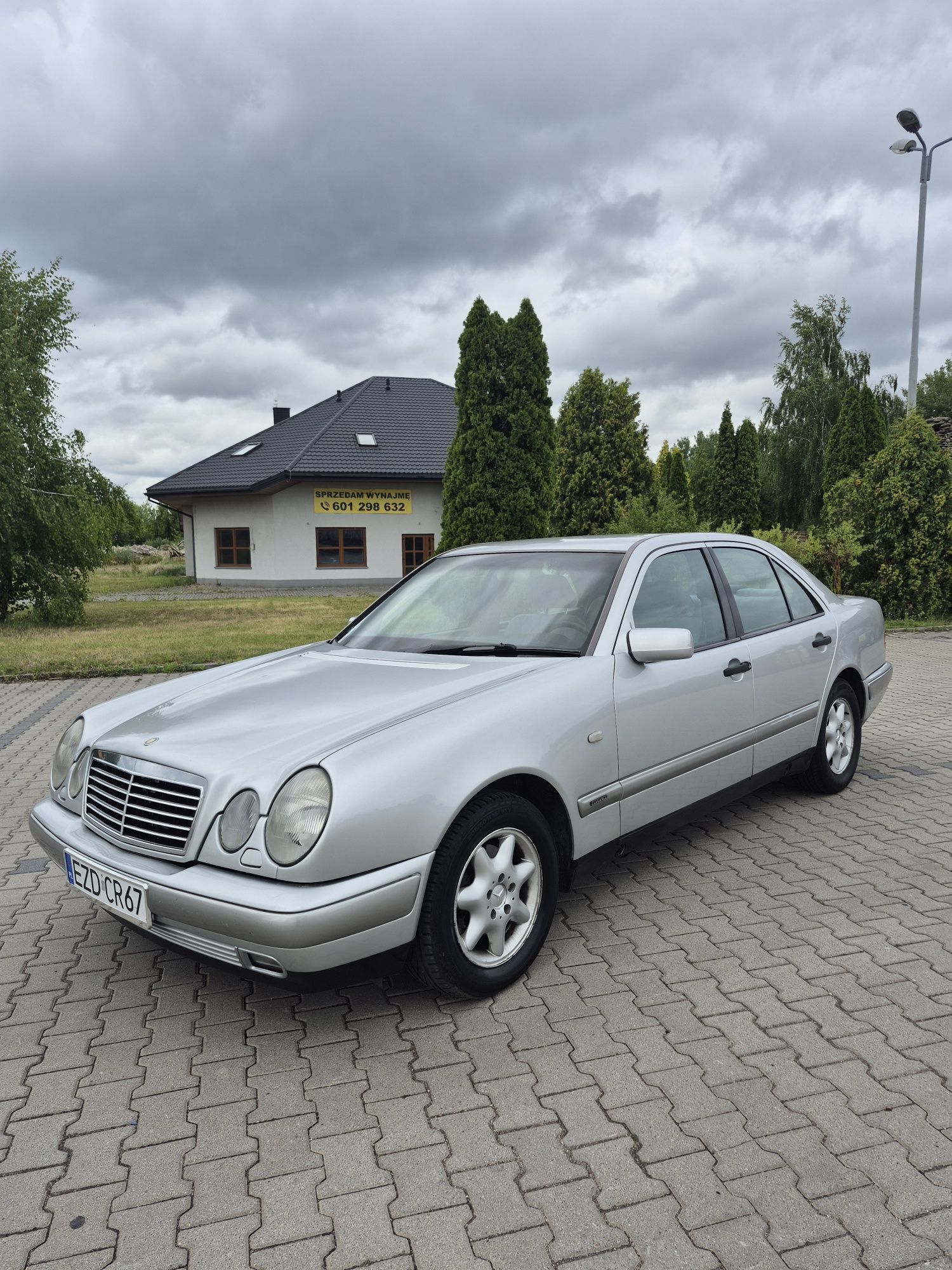 Mercedes Ekl w210 2.2D 130KM automat Klima Super Stan PL