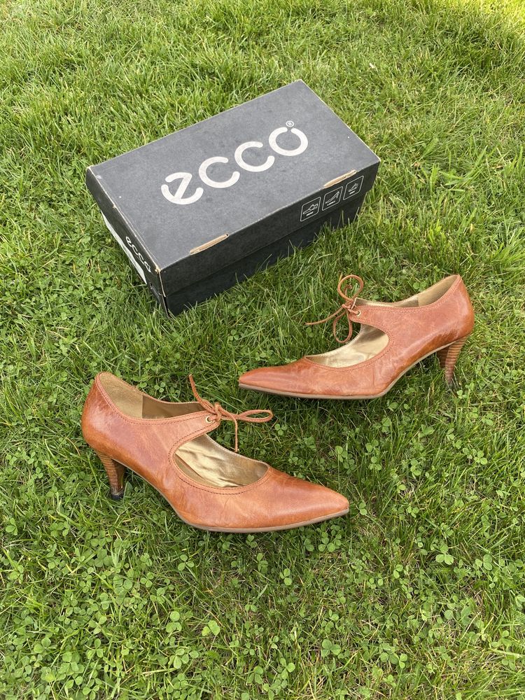 Czółenka skórzane Ecco, szpilki, buty na obcasie