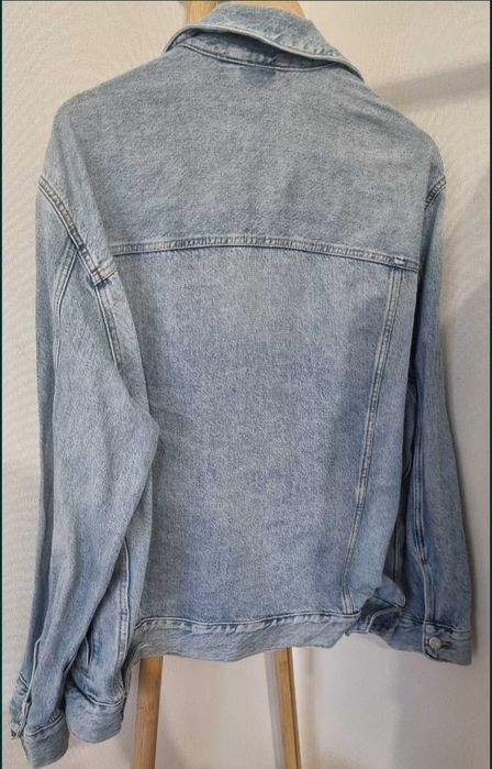 Женская джинсовая курточка H&M