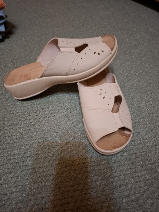 Klapki zdrowotne Adanex, 37