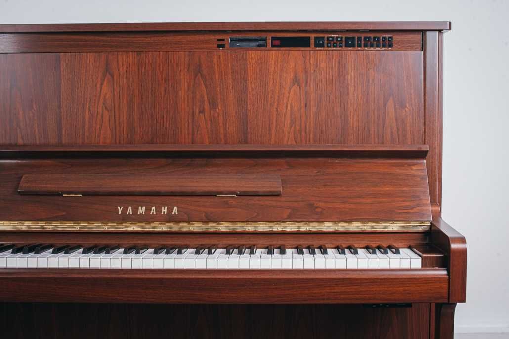 Pianino samogrające Yamaha z systemem disklavier Model MX300MR