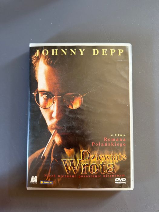 3 filmy DVD zjawa ,9 wrota , hobbit