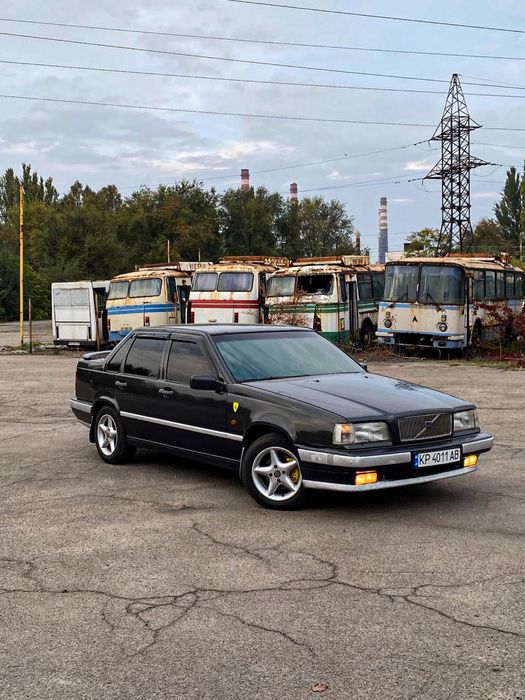 Срочно !!!Продам Volvo 850 (1992) бензин  2.4л