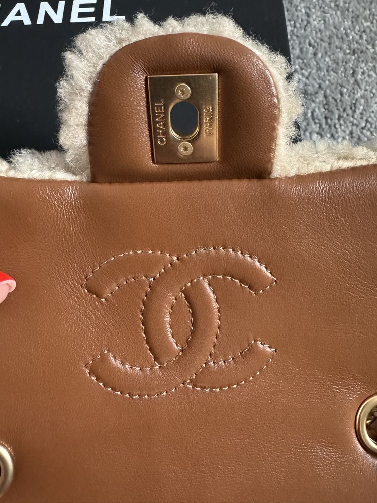 Torebka Chanel….